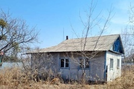 Предлагаем к продаже участок с ветхий  домом.