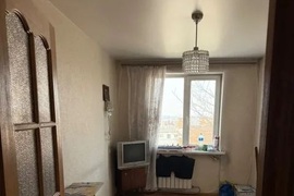 Предлагаем к продаже  3 х комнатную квартиру  в центре  г.Артем.