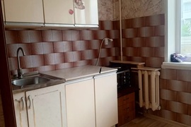 Сдаю 1 комнатную квартиру в районе Ульяновской   с мебелью.