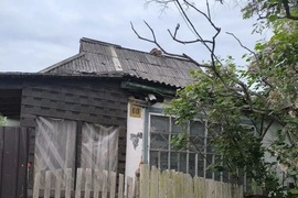Продается участок с ветхим домом в Артеме!