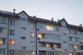 Продаётся светлая 2-комнатная квартира в монолитном доме с видом на море!